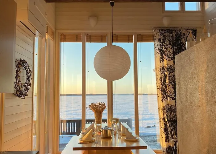 Luxury Wilderness On Private Peninsula Villa